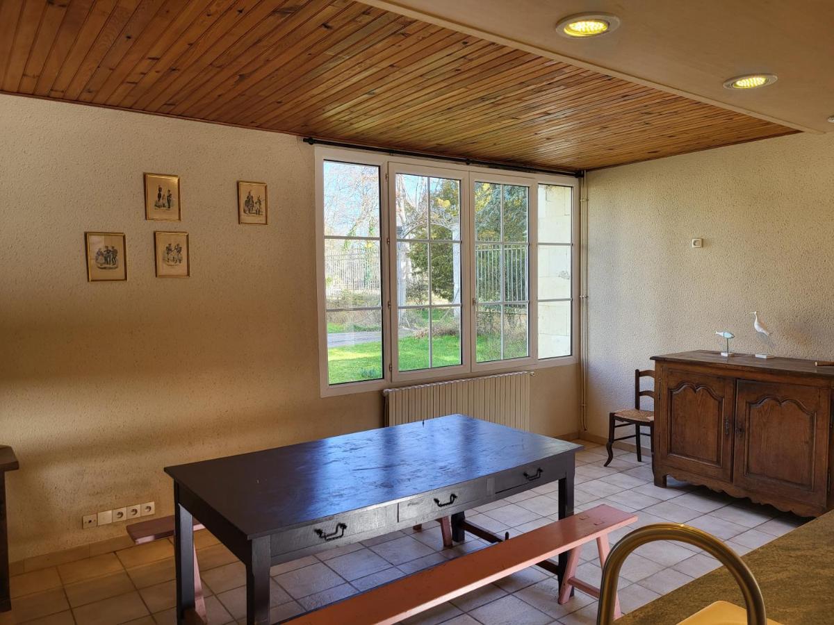 Les écuries du chateau Moncé-en-Belin Extérieur photo